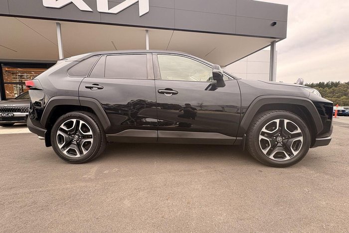 2020 Toyota RAV4 Edge