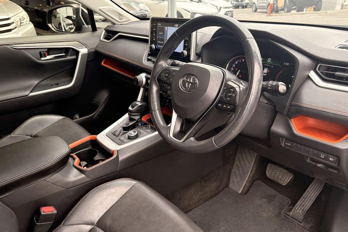 2020 Toyota RAV4 Edge