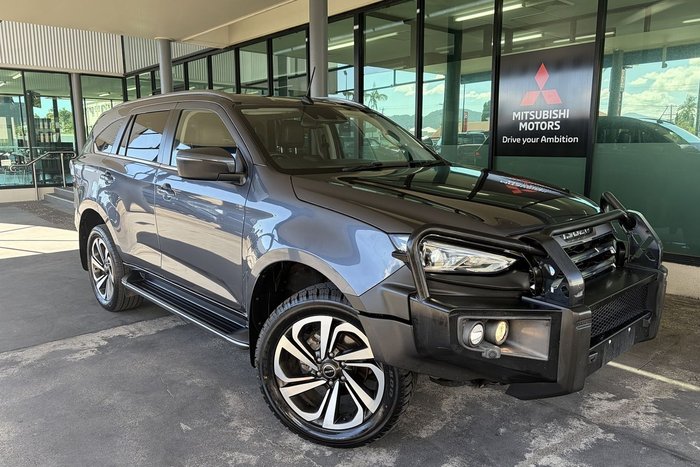 2022 Isuzu MU-X LS-T