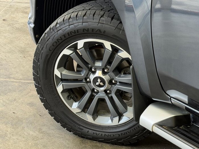 2022 Mitsubishi Triton GLS
