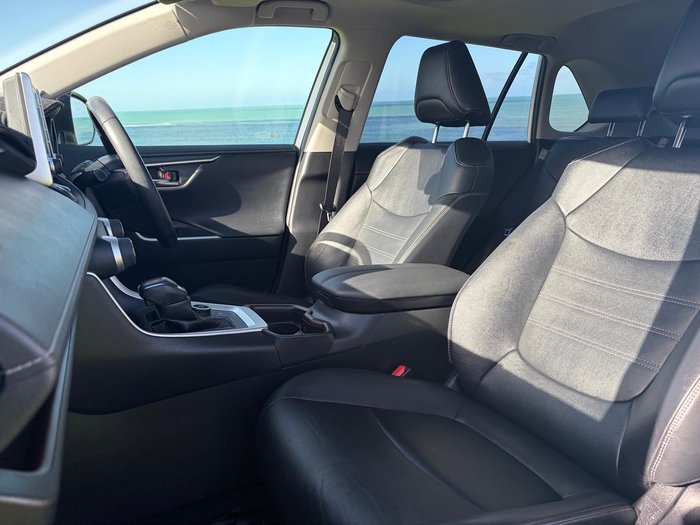 2020 Toyota RAV4 Cruiser