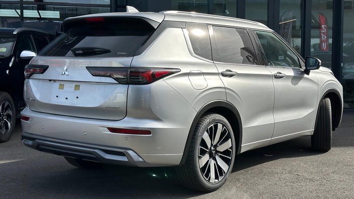 2026 Mitsubishi Outlander Exceed