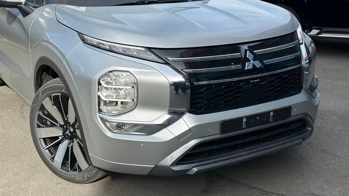 2026 Mitsubishi Outlander Exceed