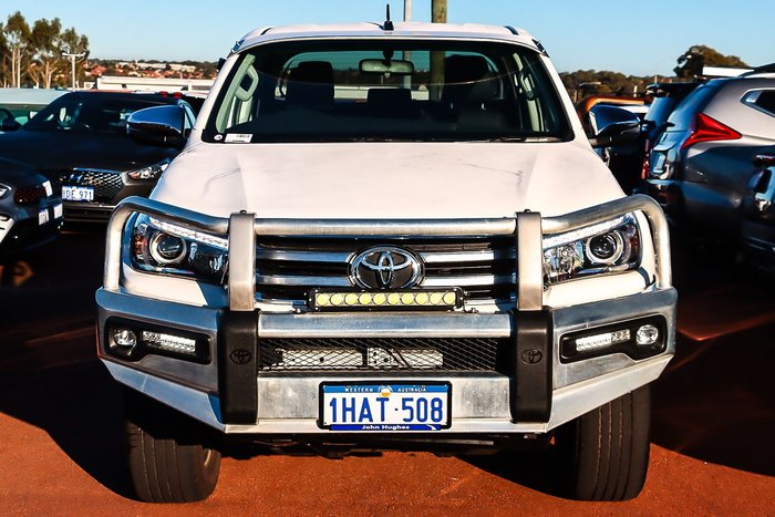 2017 Toyota Hilux SR5