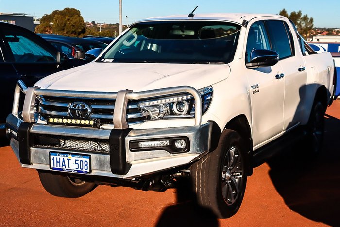 2017 Toyota Hilux SR5
