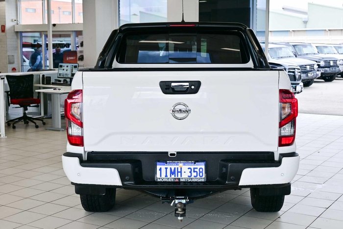 2024 Nissan Navara Black Edition