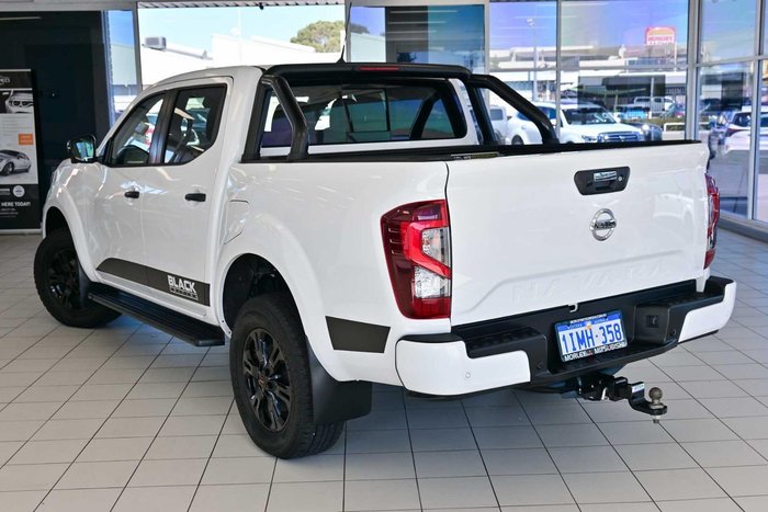 2024 Nissan Navara Black Edition