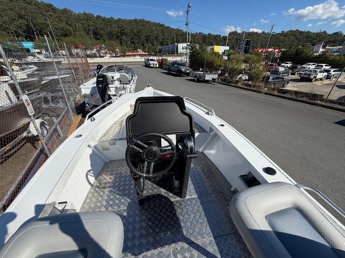 2026 Stacer 499 Sea Ranger CC