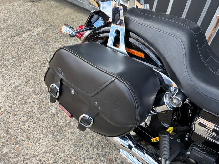 2012 HARLEY-DAVIDSON FXDC DYNA SUPER GLIDE CUSTOM BLACK