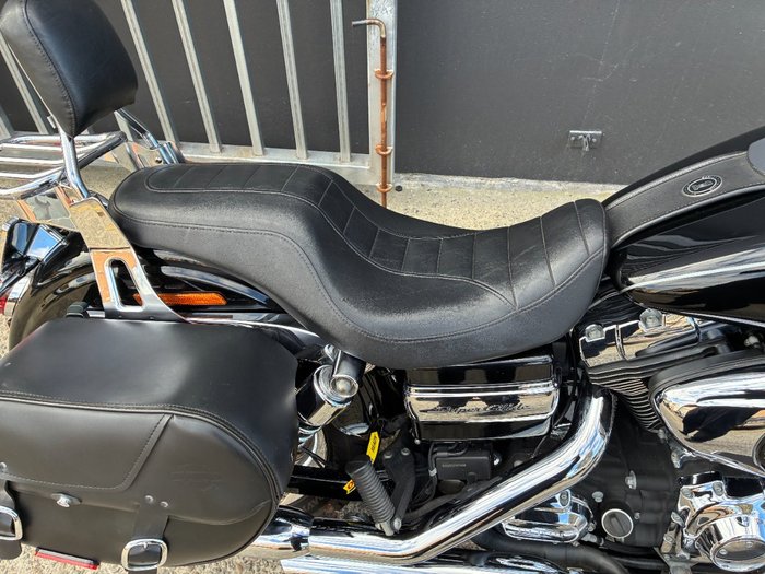 2012 HARLEY-DAVIDSON FXDC DYNA SUPER GLIDE CUSTOM BLACK