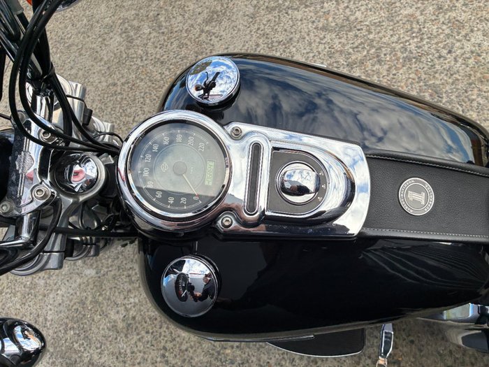 2012 HARLEY-DAVIDSON FXDC DYNA SUPER GLIDE CUSTOM BLACK