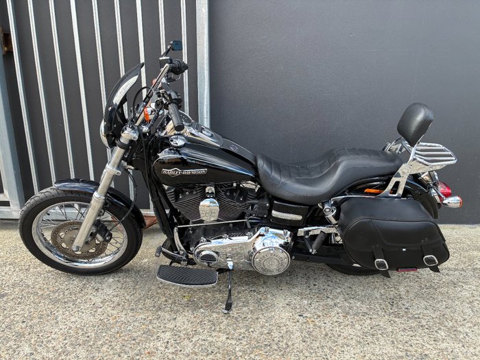 2012 HARLEY-DAVIDSON FXDC DYNA SUPER GLIDE CUSTOM BLACK