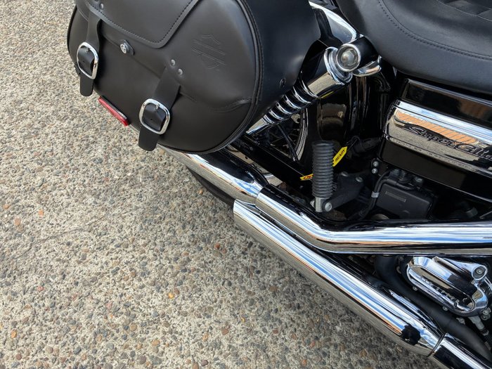 2012 HARLEY-DAVIDSON FXDC DYNA SUPER GLIDE CUSTOM BLACK