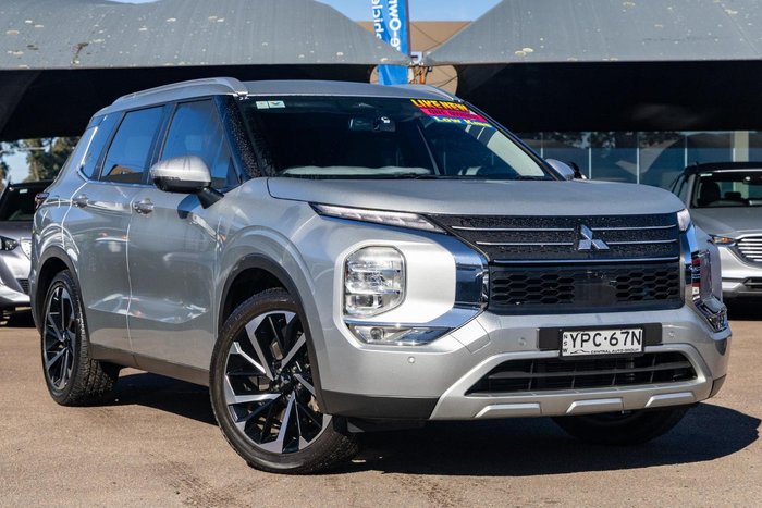2024 Mitsubishi Outlander