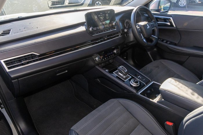 2024 Mitsubishi Outlander Aspire