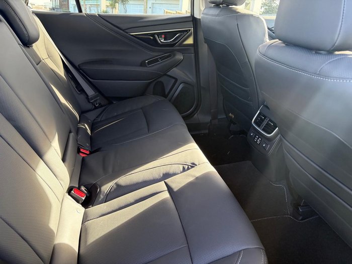 2025 Subaru Outback AWD Touring