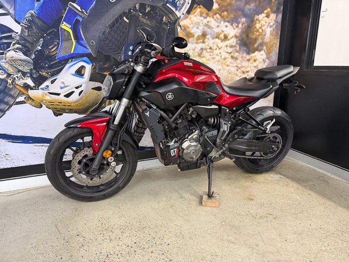 2016 Yamaha MT-07 LA (ABS) RED