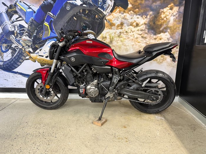 2016 Yamaha MT-07 LA (ABS) RED