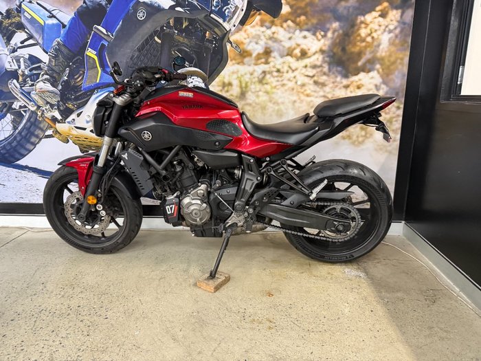2016 Yamaha MT-07 LA (ABS) RED