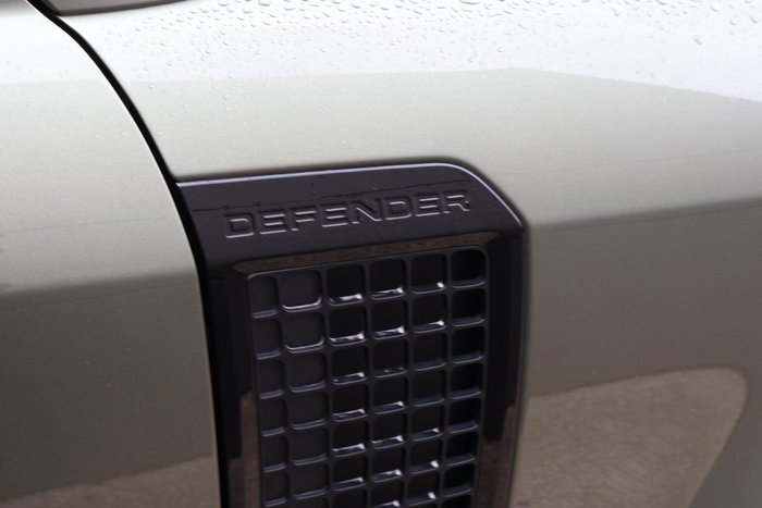 2025 Land Rover Defender 110 D350 X-Dynamic HSE