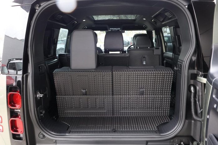 2025 Land Rover Defender 110 D350 X-Dynamic HSE