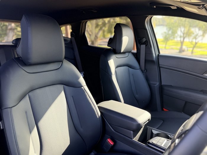 2026 Kia Sportage SX+