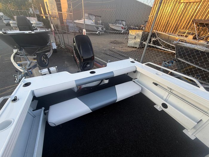 2026 Stacer 429 SeaMaster
