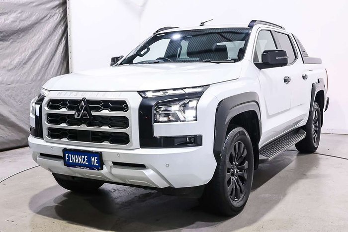 2024 Mitsubishi Triton GSR