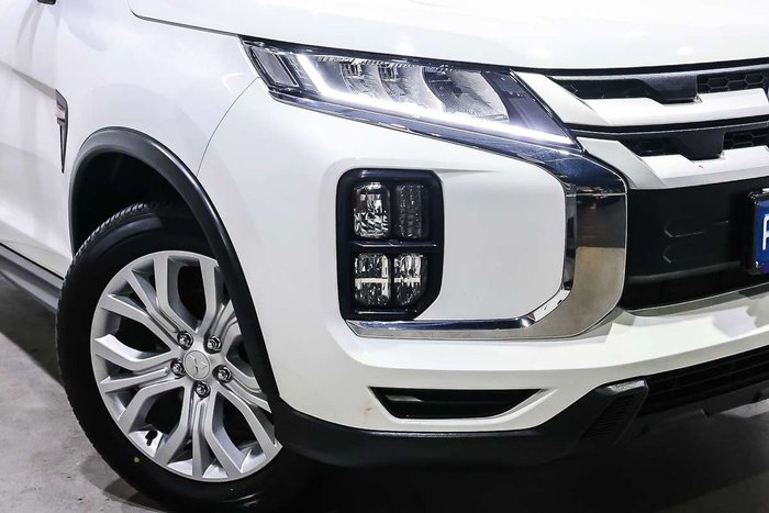 2024 Mitsubishi ASX ES