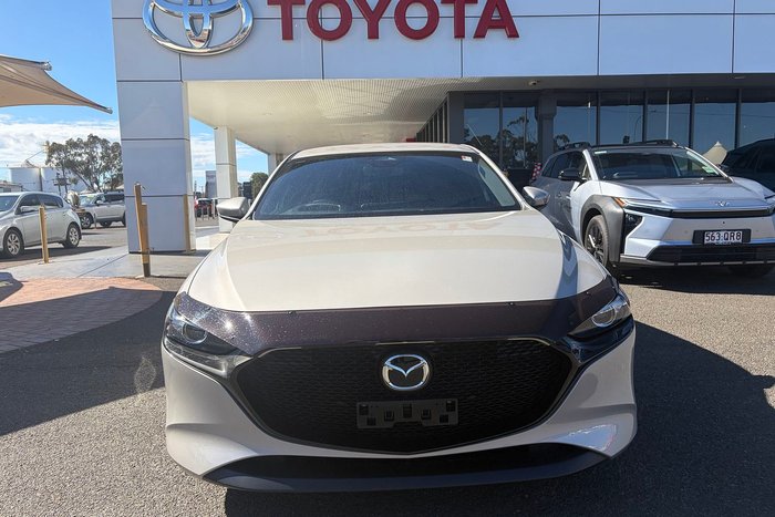 2024 Mazda 3 G20 Touring