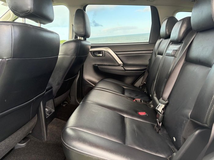 2024 Mitsubishi Pajero Sport GLS