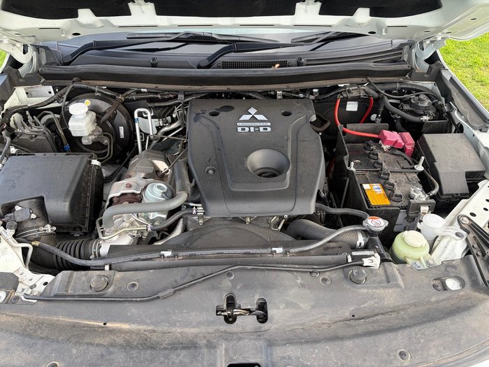 2024 Mitsubishi Pajero Sport GLS
