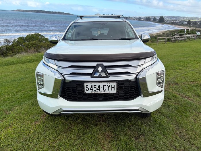 2024 Mitsubishi Pajero Sport GLS
