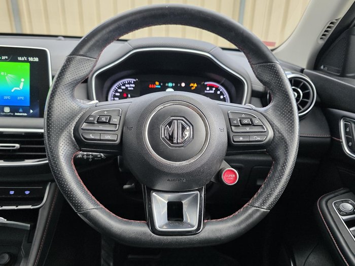 2023 MG HS Excite