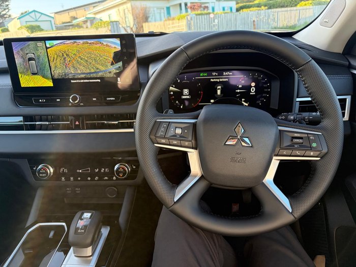 2025 Mitsubishi Outlander Aspire