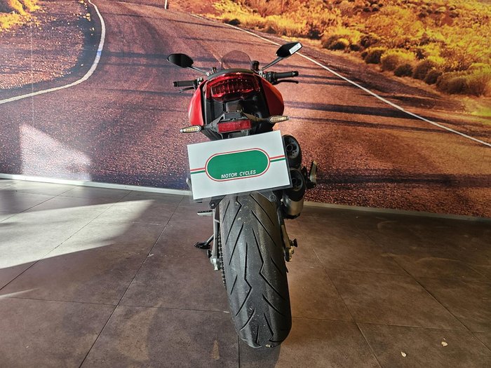 2022 Ducati Monster + 937 Monster Red