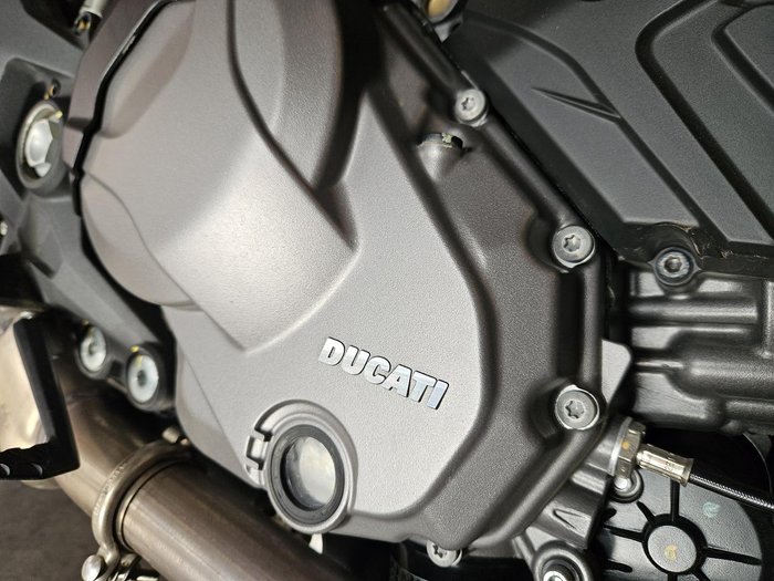 2022 Ducati Monster + 937 Monster Red