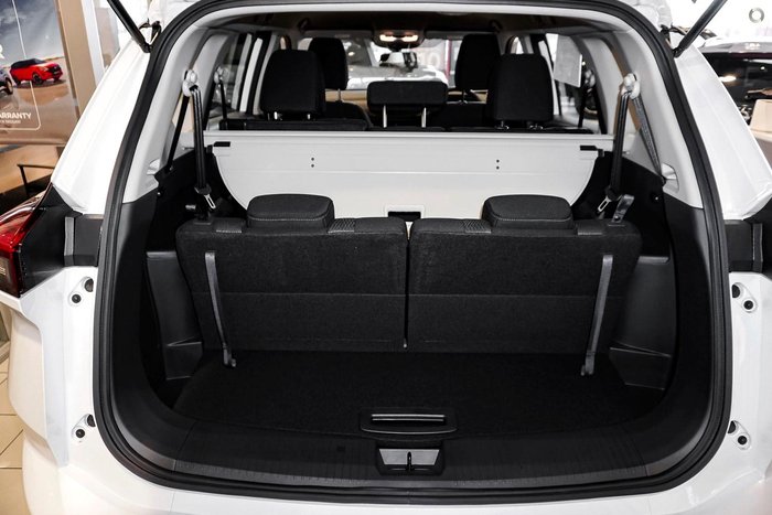 2026 Nissan X-TRAIL ST