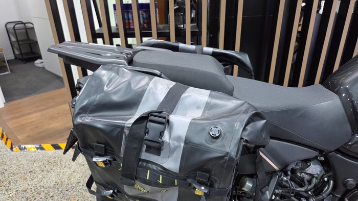 2023 Yamaha XT1200ZE SUPER TENERE Black