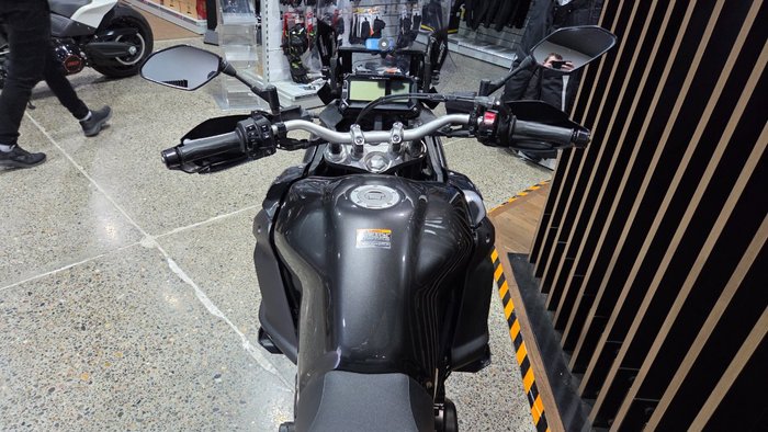 2023 Yamaha XT1200ZE SUPER TENERE Black