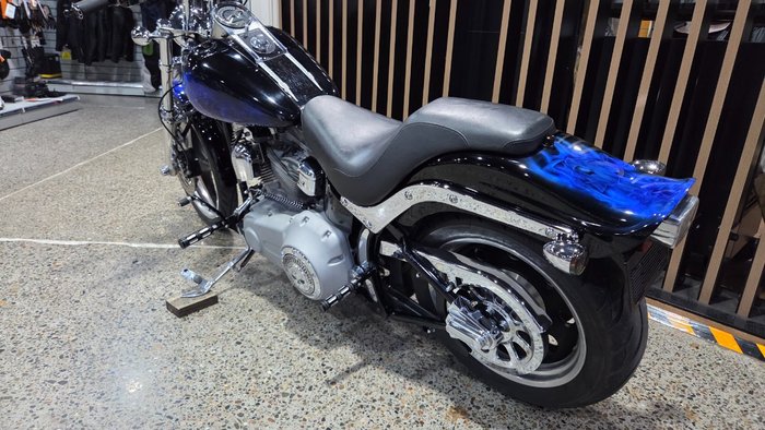 2006 Harley-Davidson FXST SOFTAIL STANDARD Black
