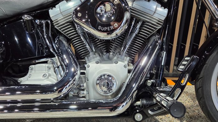 2006 Harley-Davidson FXST SOFTAIL STANDARD Black