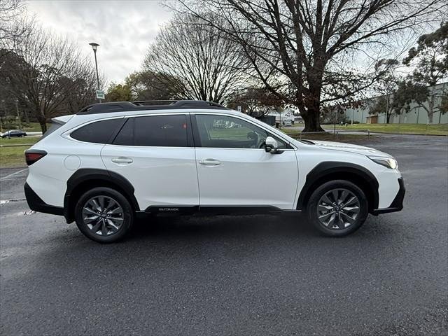 2024 Subaru Outback AWD Touring