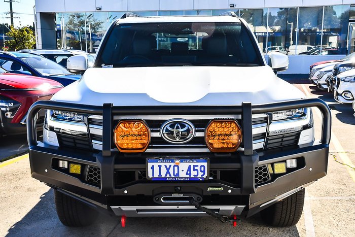 2025 Toyota Landcruiser VX