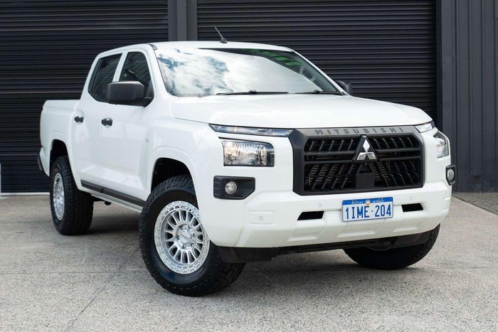 2024 Mitsubishi Triton GLX
