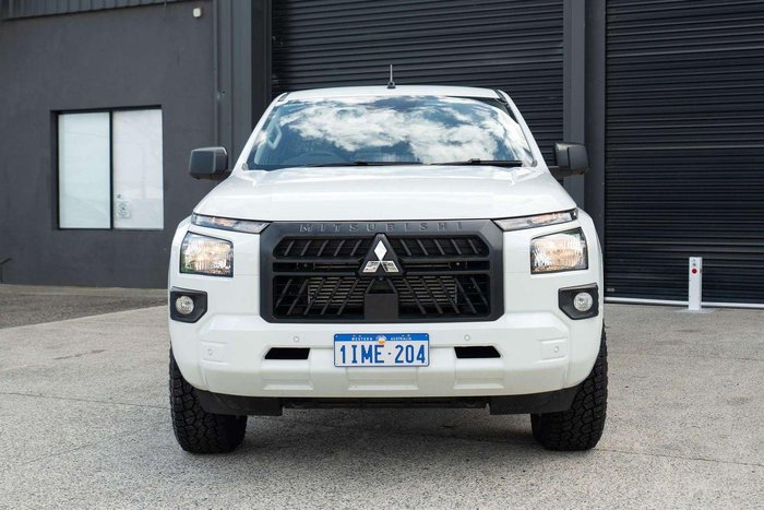 2024 Mitsubishi Triton GLX