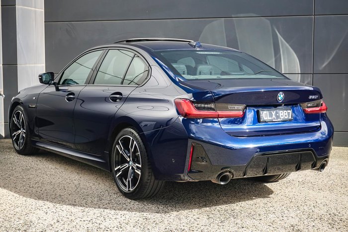 2023 BMW 3 Series 320i M Sport