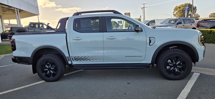 2025 Ford Ranger PHEV Stormtrak