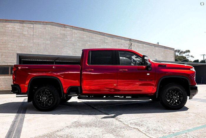2026 Chevrolet Silverado HD LTZ Premium W/Tech Pack T1 MY26 4X4 Radiant Red Tintcoat