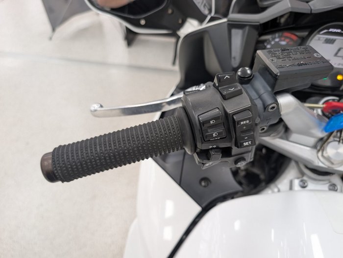 2022 YAMAHA FJR1300AE White